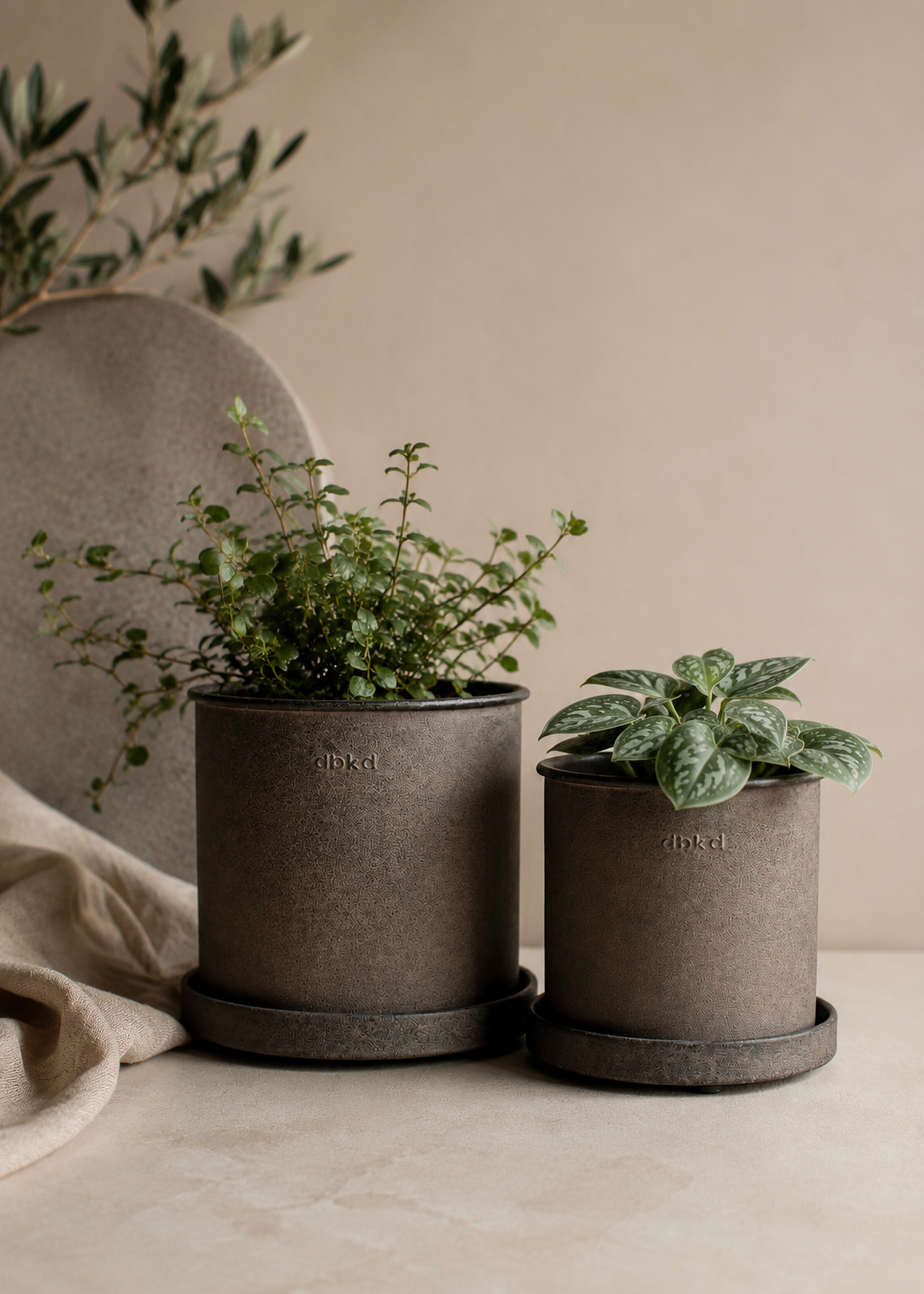 DBKD Plant Pot Small, Set of 2, Brown | Scandinavian Metal Plant Pots with Matching Saucers DBKD